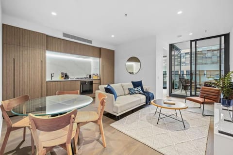 Kitchen or kitchenette, Living room, Seating area