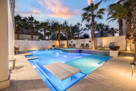 Seas Above the Rest House in Destin