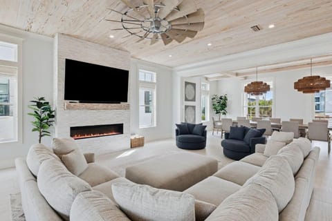 Coastal Seaclusion House in Destin