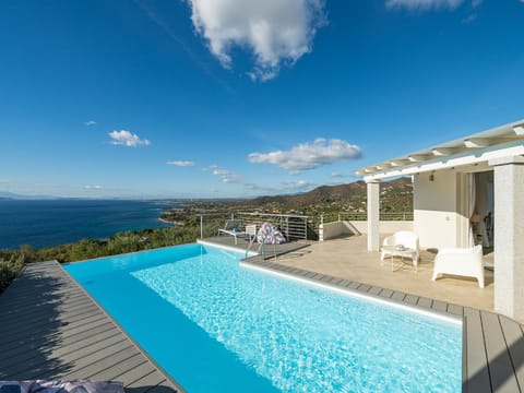 Patio, Day, Natural landscape, View (from property/room), Mountain view, Pool view, Sea view, Swimming pool