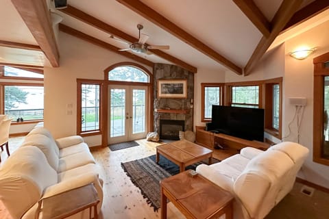 Horizon's End House in Lopez Island