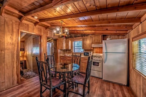 Knotty Pine: A Cute Ruidoso Classic with a Private Hot Tub! House in Ruidoso