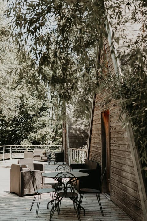 View (from property/room), Balcony/Terrace, Garden view