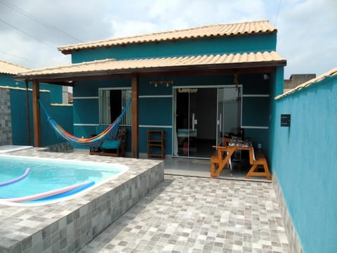 Patio, Day, Parking