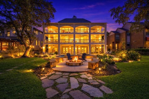 Dawns Edge House in Lake Conroe