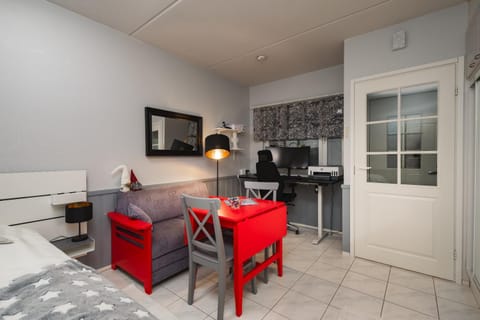 Living room, Seating area, Dining area, Bedroom