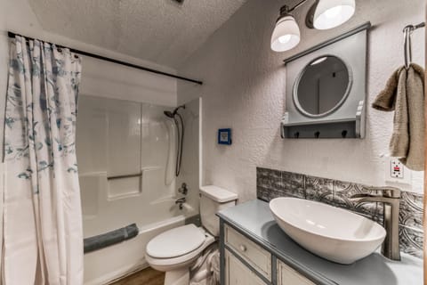 Whispering Woods and Forest Haven: Rest and Relaxation at its Finest! House in Alto