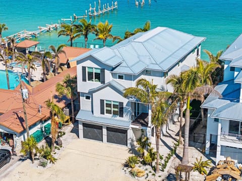 Bay View Beauty House in Anna Maria Island
