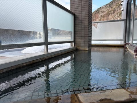 Open Air Bath, Public Bath