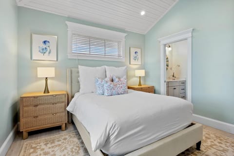 Feelin' Beachy House in Holmes Beach