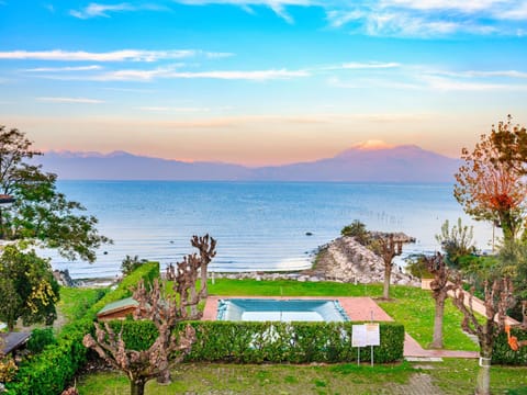 Natural landscape, Swimming pool