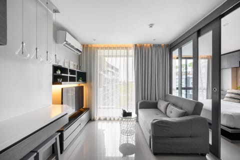 TV and multimedia, Living room, Photo of the whole room, Seating area