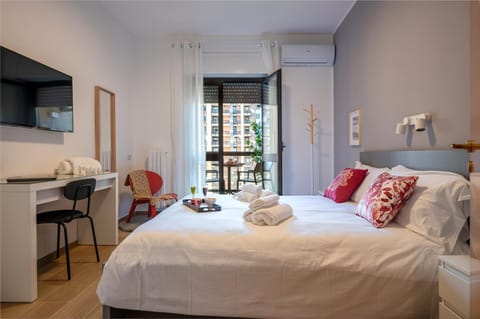 Balcony/Terrace, Bedroom, air conditioner