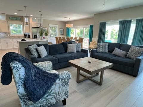 yySurf View (AMIL) House in Holmes Beach