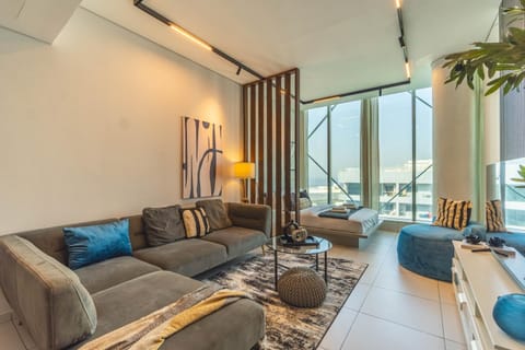 Unforgettable Canal & Sea View in Dubai Marina Apartment in Dubai