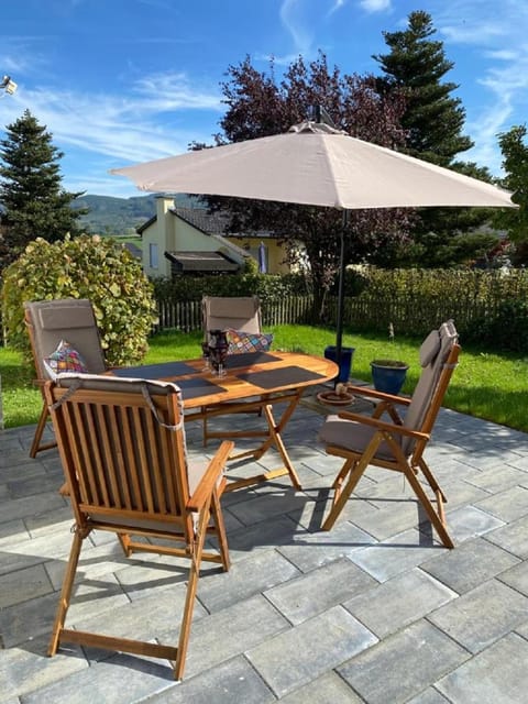 Garden, Seating area