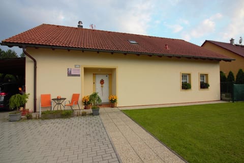 Logo/Certificate/Sign, On site