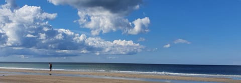 Centralt by hus Blokhus-Hune til 10 pers privat Gårdhave House in Blokhus