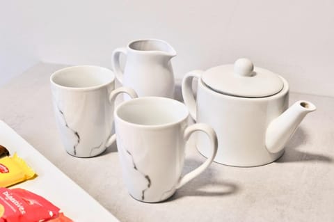 Stylish Apt Steps to Beach - Princess Yellow 2 Apartment in Portrush