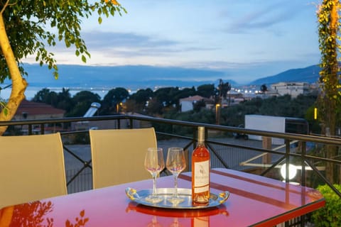 Verga SeaBliss - Mariellen's Relaxing Destination House in Messenia