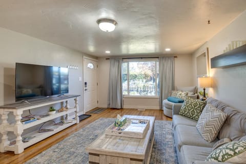 2 Mi to Dtwn Grand Junction Home with Hot Tub House in Grand Junction