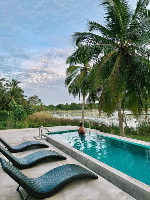 Lake view, Swimming pool, sunbed