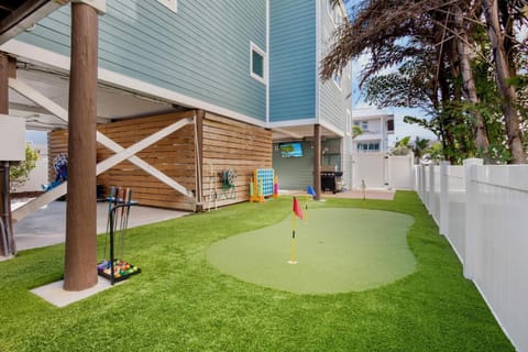 Rising Tide House in Bradenton Beach
