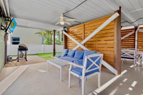 Rising Tide House in Bradenton Beach