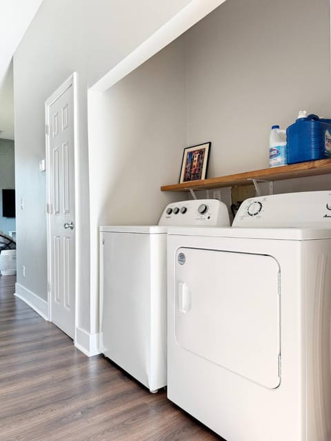 The Washington Apartments Apartment in Evansville