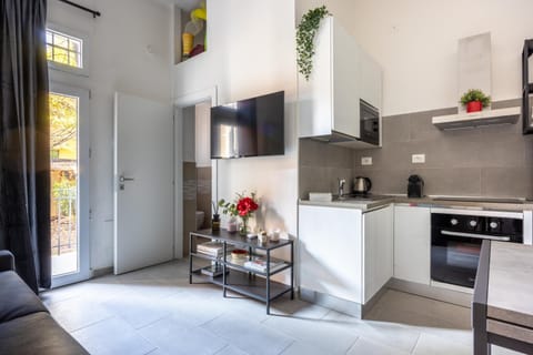 TV and multimedia, Kitchen or kitchenette, Living room, Seating area, Dining area, minibar, pet friendly, stove