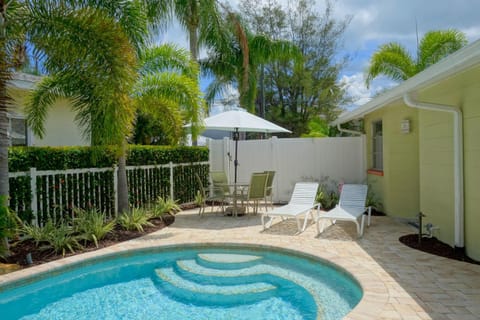 Turtle Crawl House in Anna Maria Island