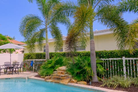 Turtle Trax House in Anna Maria Island