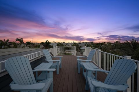 Just Beachy House in Holmes Beach