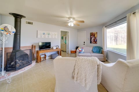 Cozy Bandera Cottage with Medina River Access! House in Rio Grande