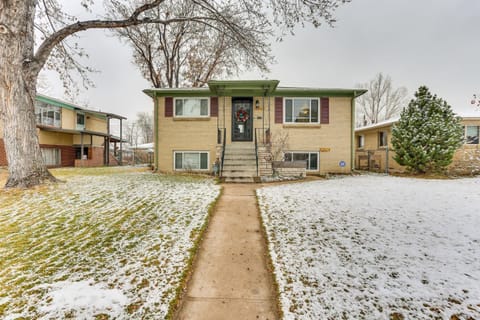 Dog-Friendly Denver Apartment with Shared Yard! Apartment in Englewood