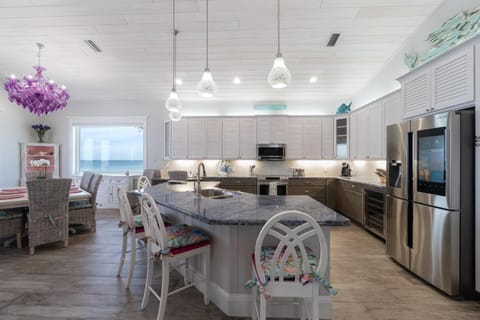 Tarpon Lookout House in Bradenton Beach