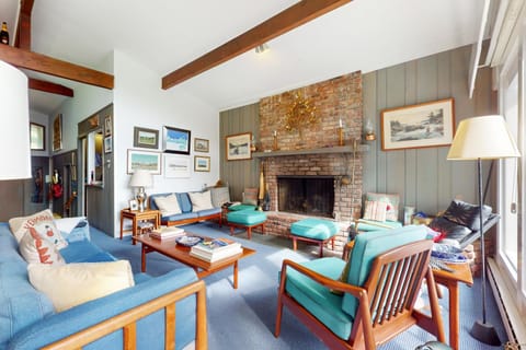 Treetop Chalet House in Peru