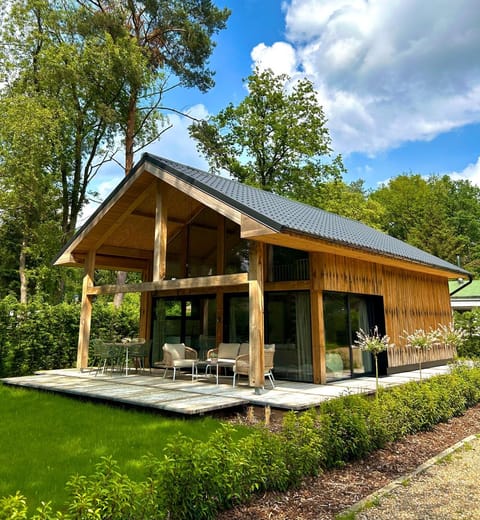 Property building, Spring, Natural landscape, Garden, Garden view