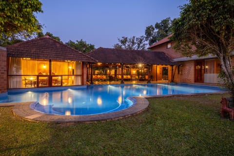 Night, Swimming pool