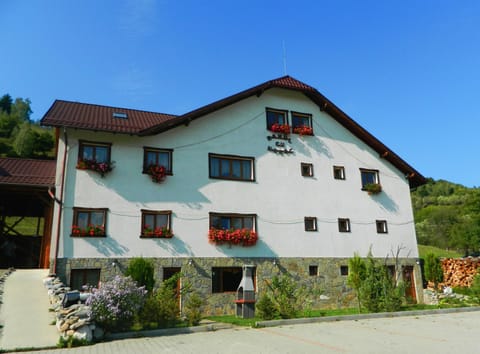 Property building, Spring, Day, Natural landscape