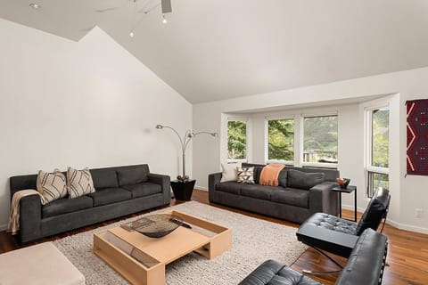 Timeless Ski-In Ski-Out Snowmass Mountain Townhome by The Woodrun V Townhouses House in Snowmass Village