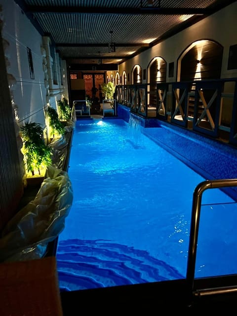 Pool view, Swimming pool, sunbed