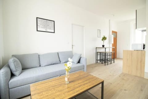 Le Logis de la Gare - 4 min à pied de la gare Apartment in Bourgogne-Franche-Comté