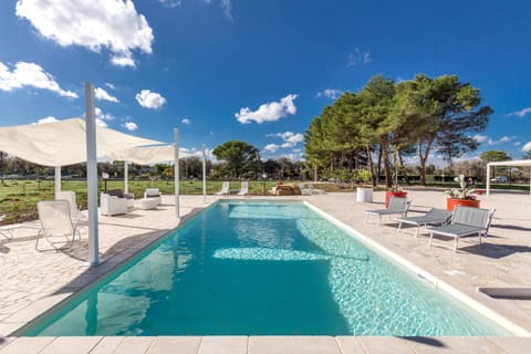 Garden, Swimming pool, sunbed