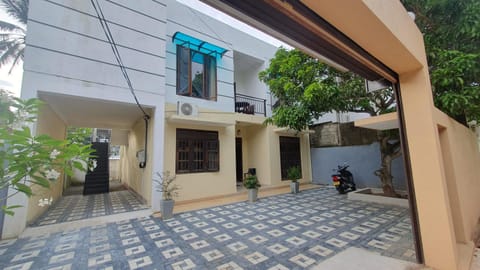 Property building, Day