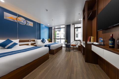 TV and multimedia, Photo of the whole room, Bedroom