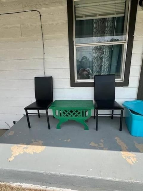 Serene 4 BR Home Near Weatherford-19 Minute Drive House in Texas