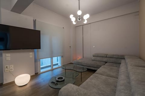 TV and multimedia, Living room, Seating area, Time of day