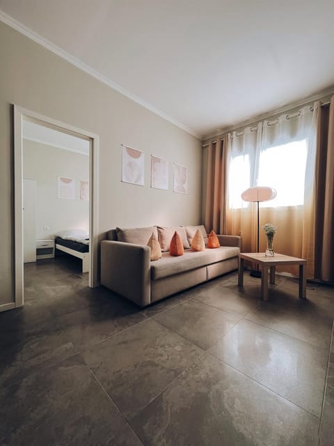 Bed, Living room, Photo of the whole room, Seating area, Bedroom