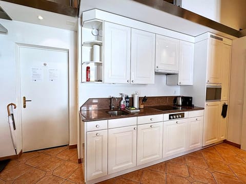 Coffee/tea facilities, Kitchen or kitchenette, dishwasher, pet friendly, stove, toaster